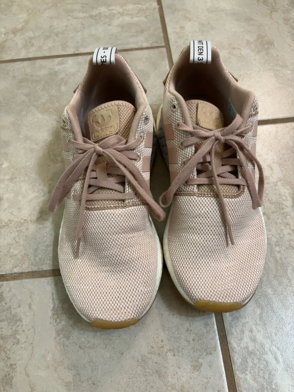 Adidas NMD_R2 Blush Pink Boost‎ Sneakers Women's Size 9 AQ0197